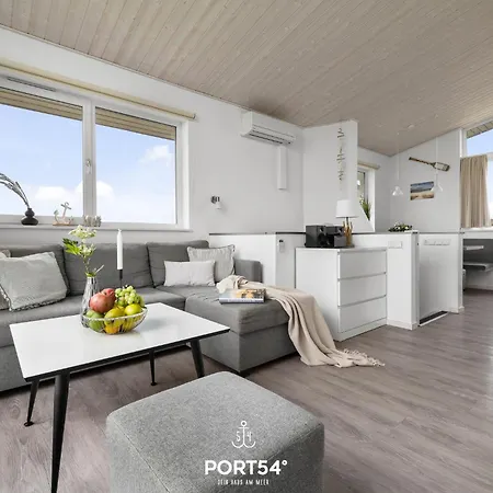 Marina Lounge Holiday home *